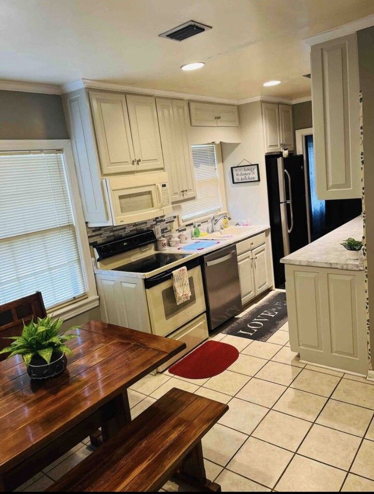 1005 Hill St #NA - Photo 7 of 12
