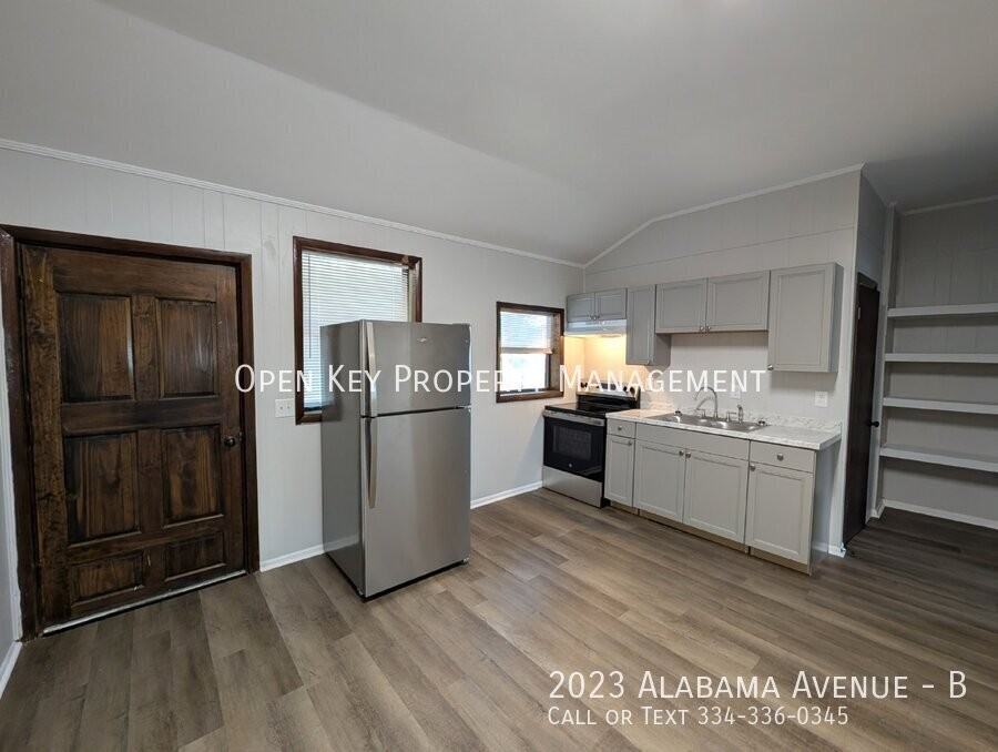 2023 Alabama Ave #B - Photo 3 of 13