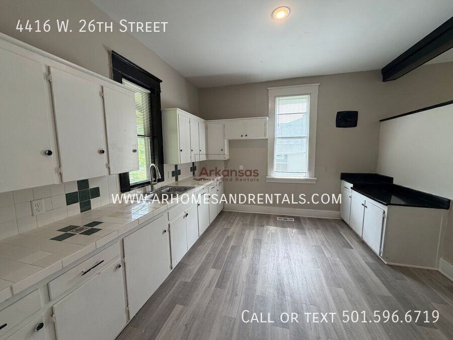 4416 W 26th St - Photo 6 of 18