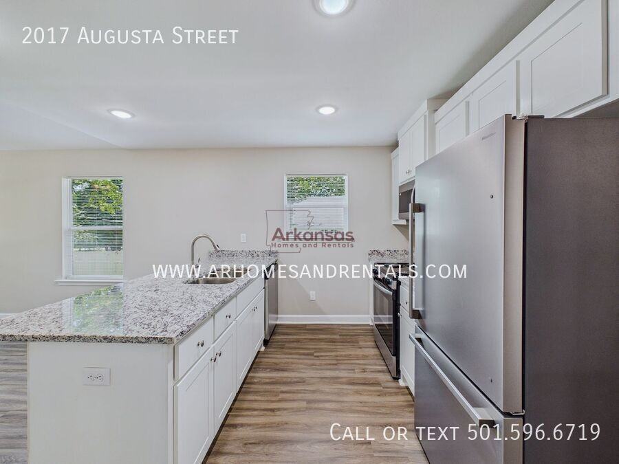 2017 Augusta St - Photo 5 of 16