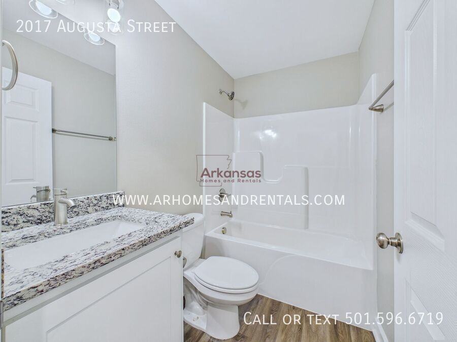 2017 Augusta St - Photo 6 of 16