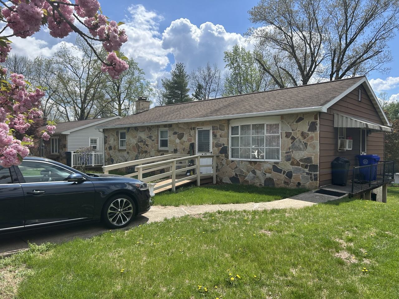 2516 Berkley Rd #NA - Photo 3 of 30