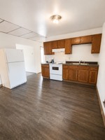 featured image of 115 W Pearl St #7