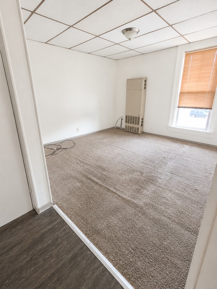 115 W Pearl St #7 - Photo 2 of 8