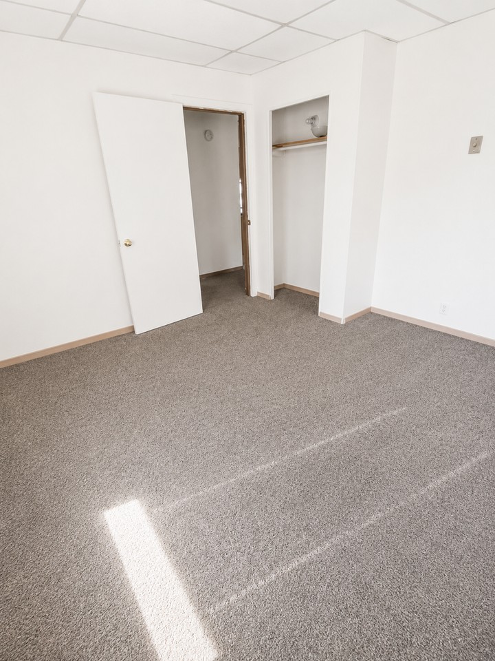 115 W Pearl St #7 - Photo 5 of 8