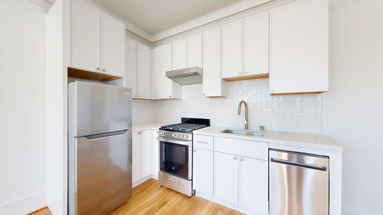 1801 California St #505 - Photo 2 of 12