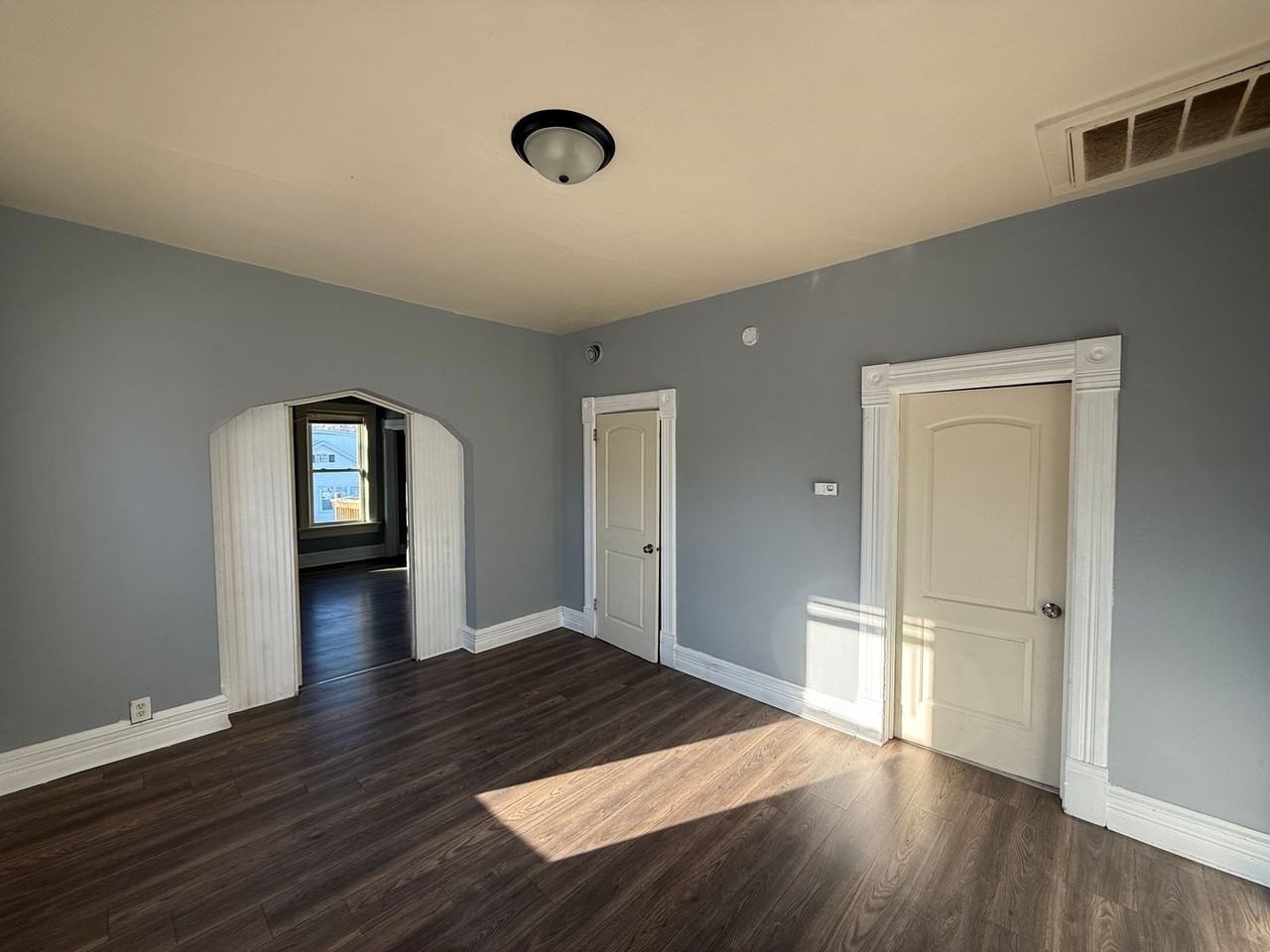 1552 S 3rd St - Photo 5 of 13