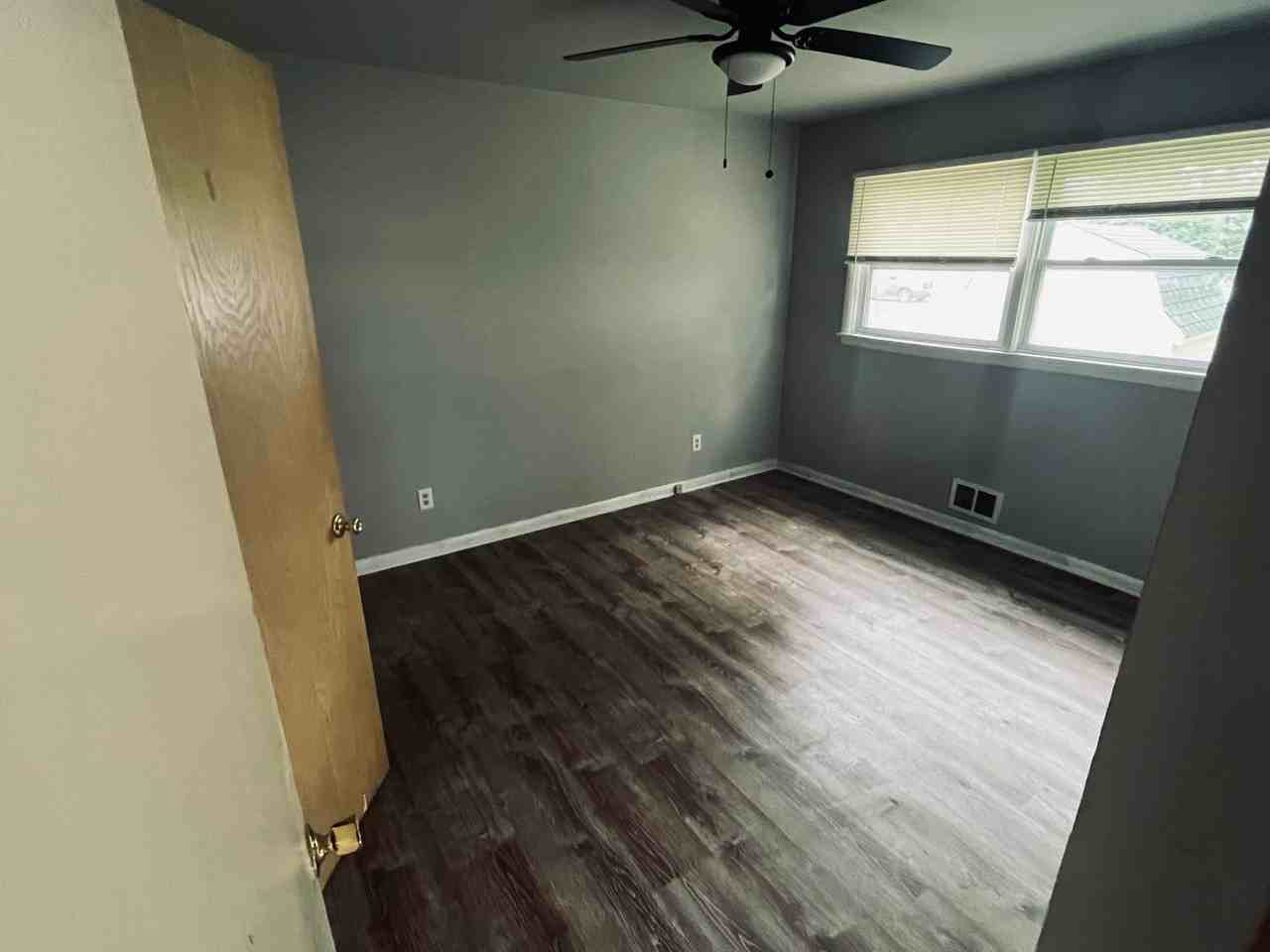 508 Greenfield Rd #2 - Photo 4 of 10