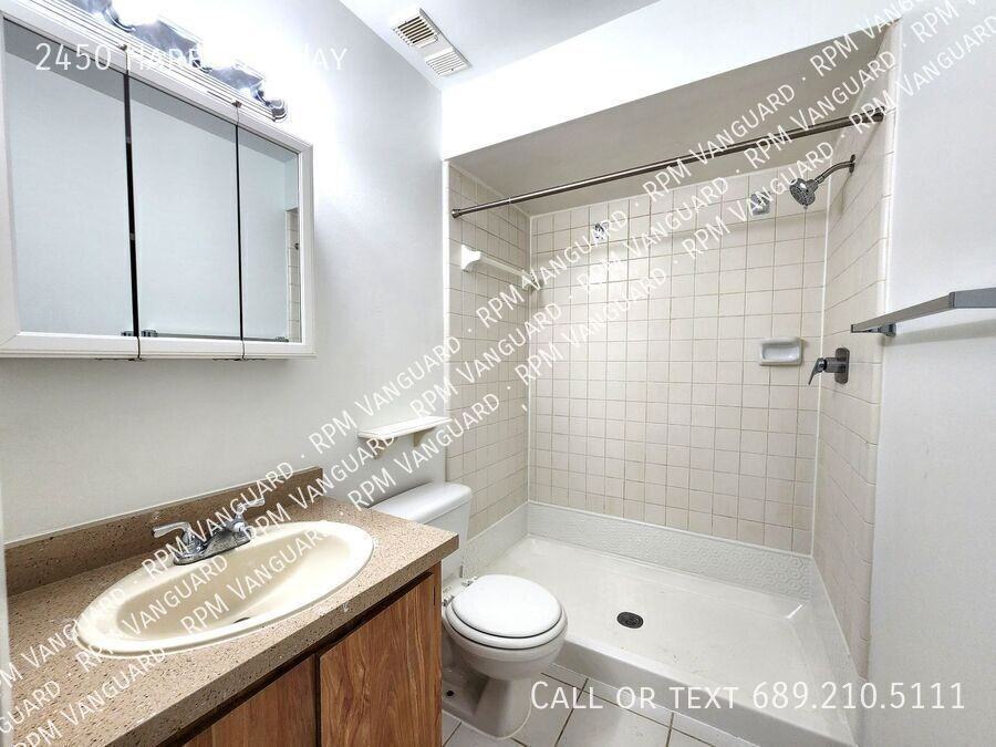 2450 Harbour Way - Photo 7 of 17