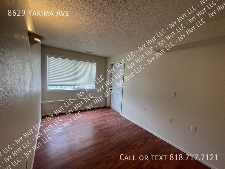 8629 Yakima Ave - Photo 7 of 11