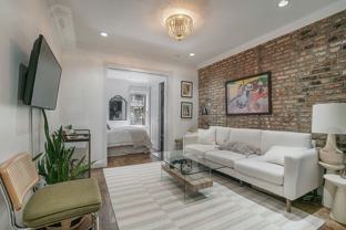 307 Mott St #EV2A - Photo 1 of 1