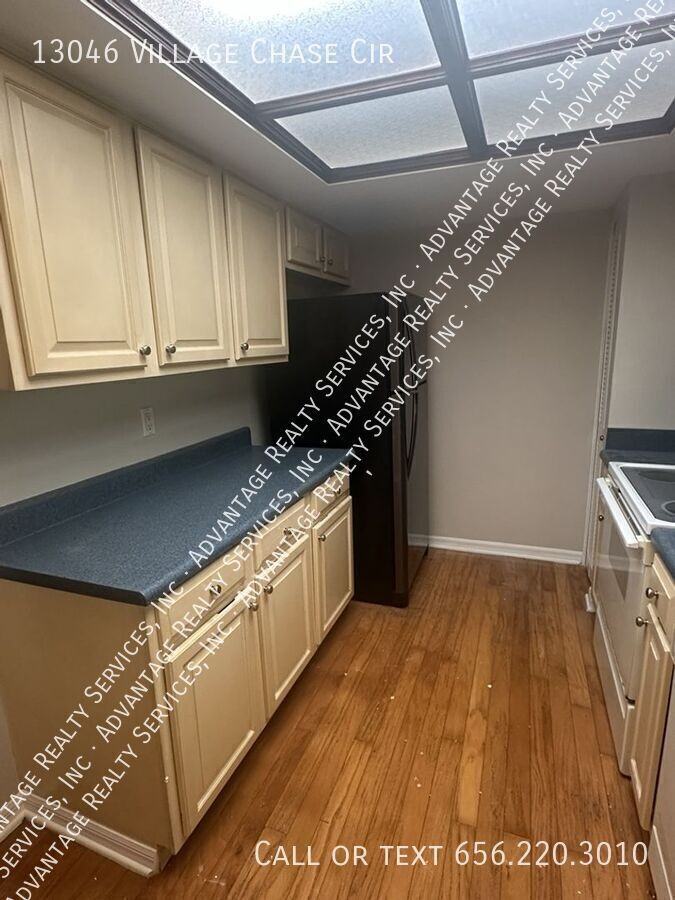 13046 Village Chase Cir - Photo 6 of 22