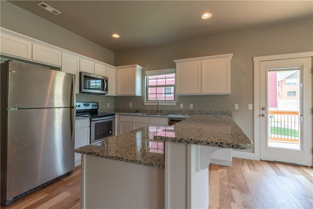 2819 W Auburn Dr - Photo 3 of 14