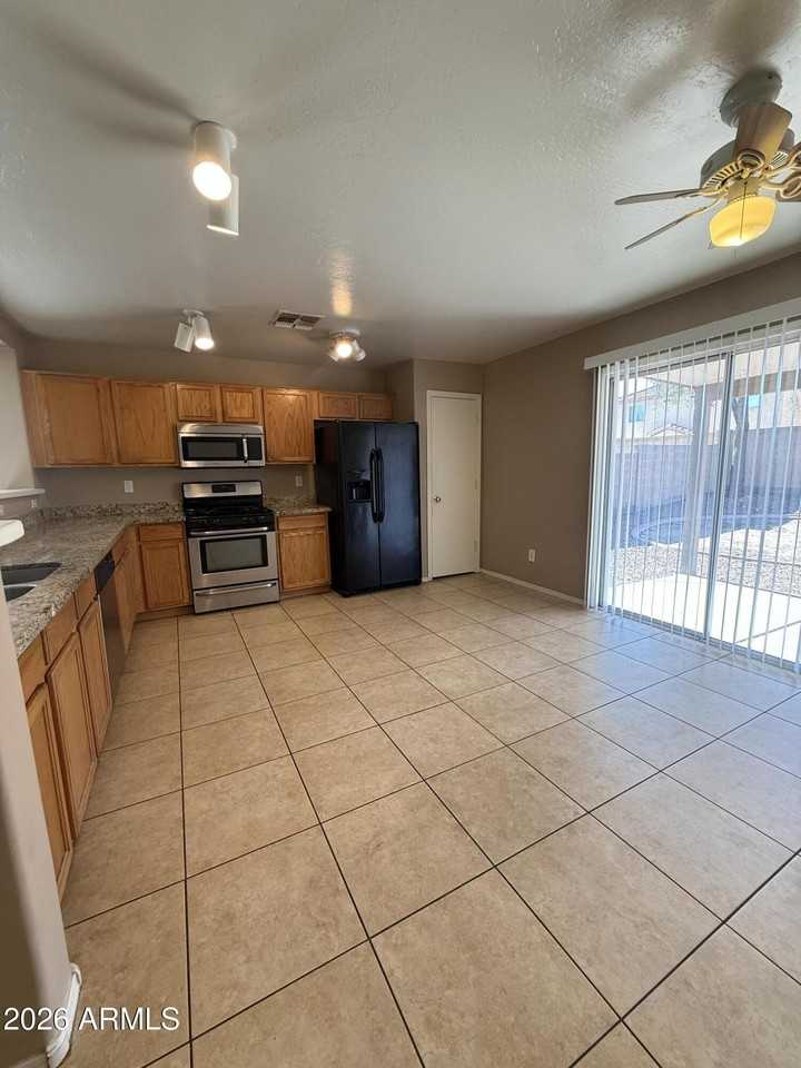 12622 W Corrine Dr - Photo 6 of 25