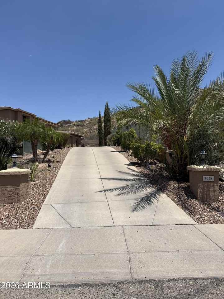3928 W Range Mule Dr - Photo 5 of 33