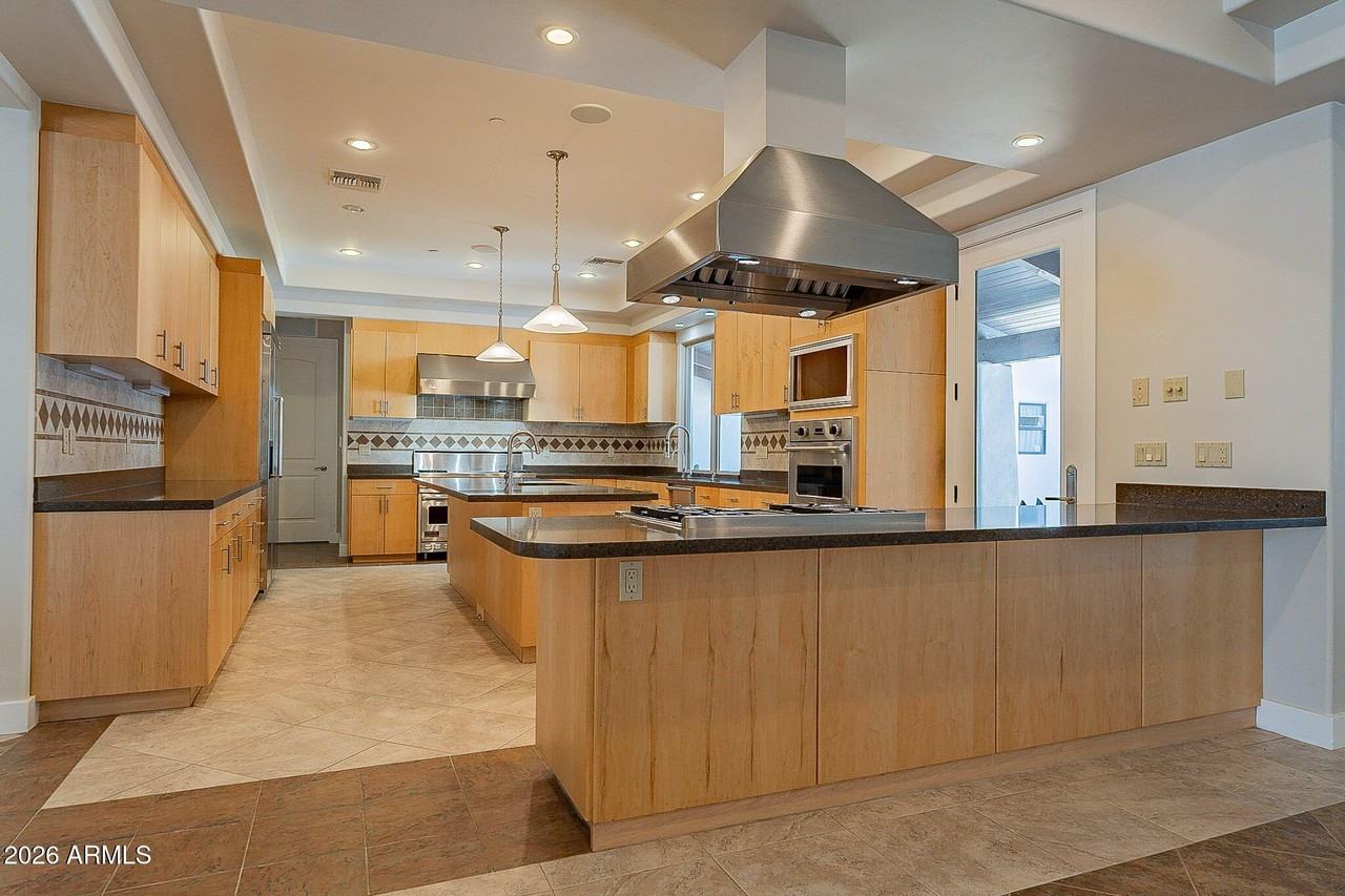6102 E Gold Dust Ave - Photo 6 of 50