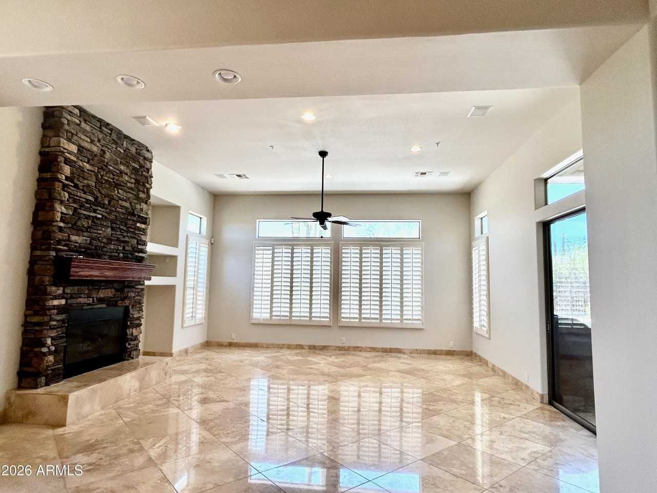 7484 E Pontebella Dr - Photo 6 of 35