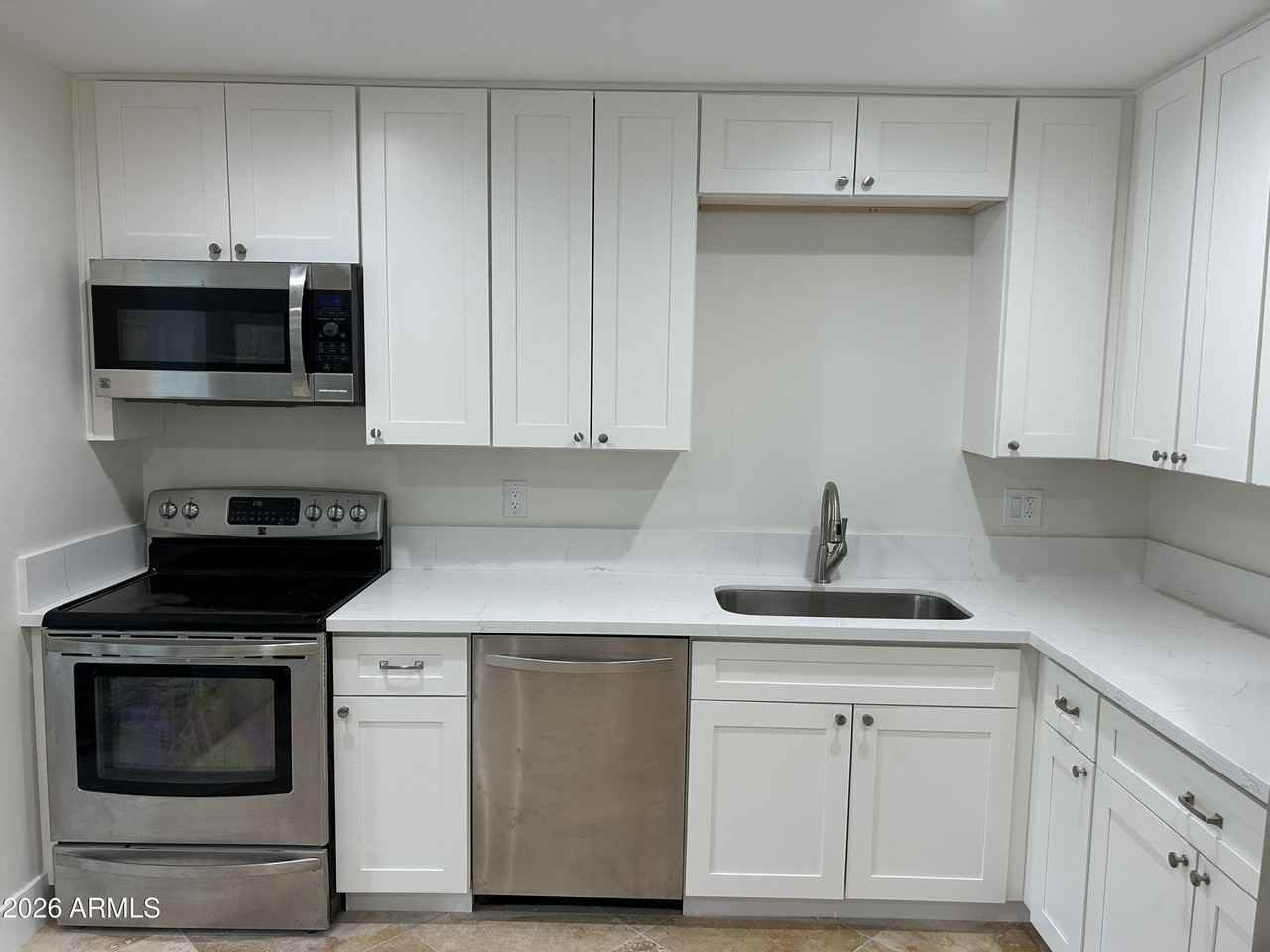 17629 N 36th St - Photo 3 of 25