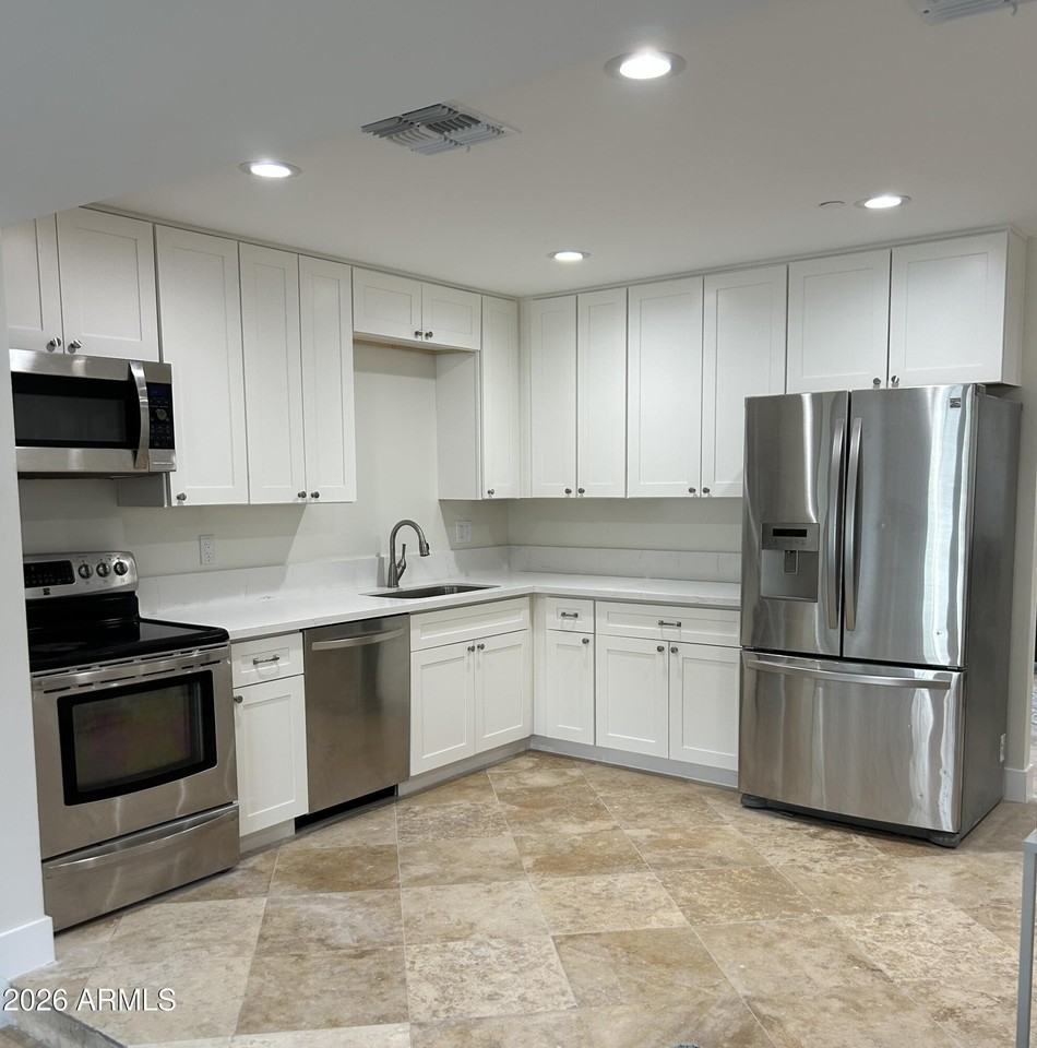 17629 N 36th St - Photo 5 of 25