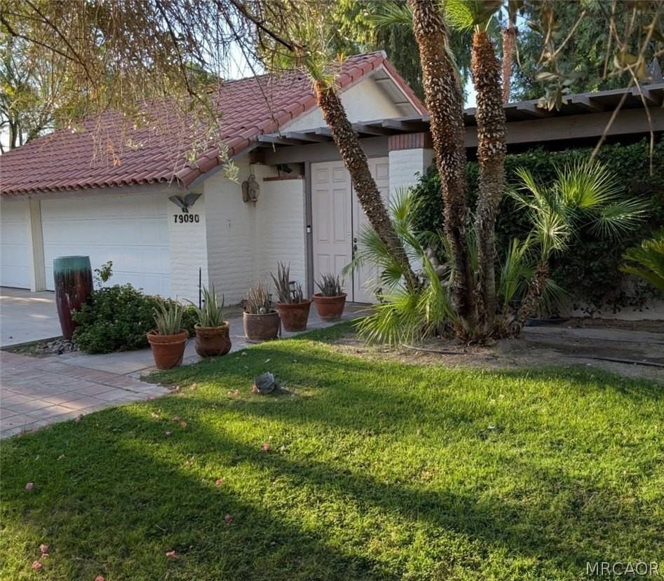 79090 Barwick Pl - Photo 2 of 50