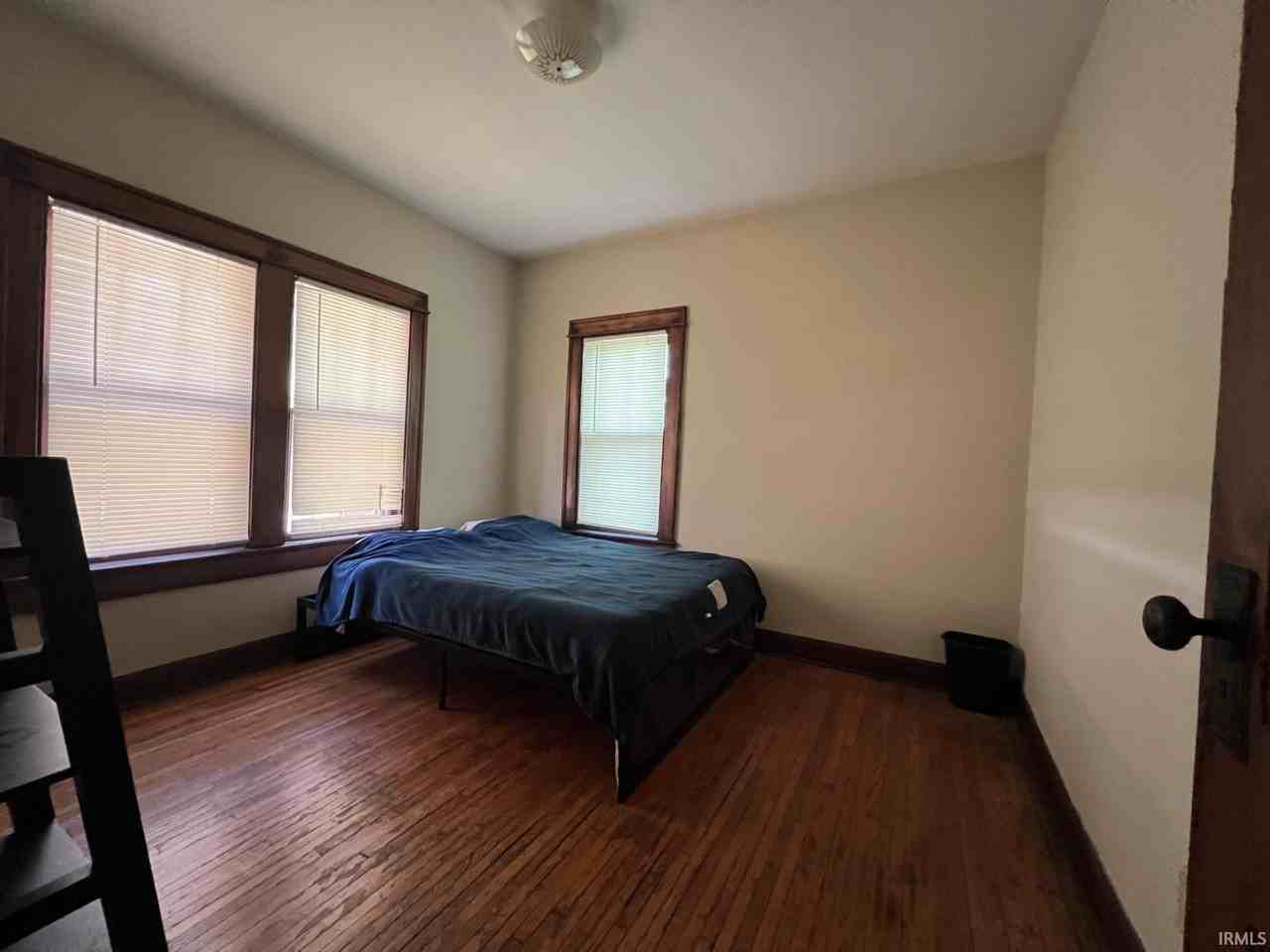 1407 S Washington St - Photo 5 of 11