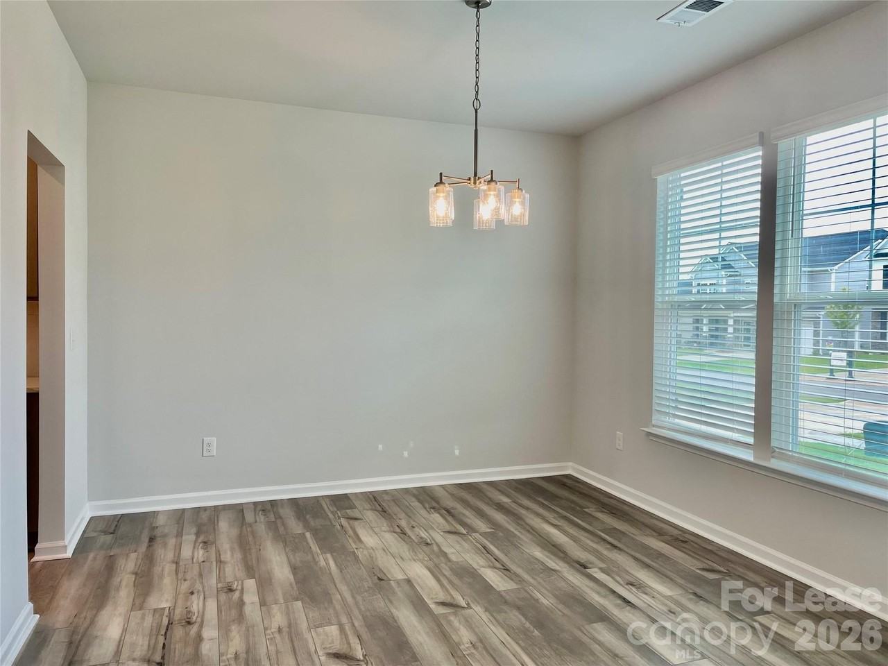 3174 Laurel Brook Dr - Photo 3 of 38