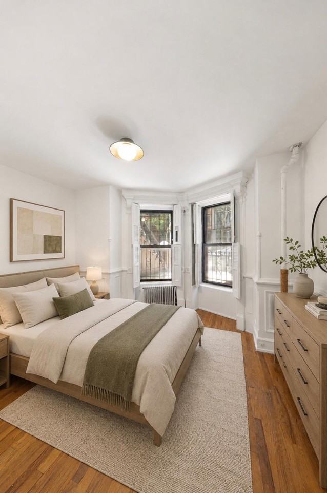 533 Washington Ave - Photo 5 of 10