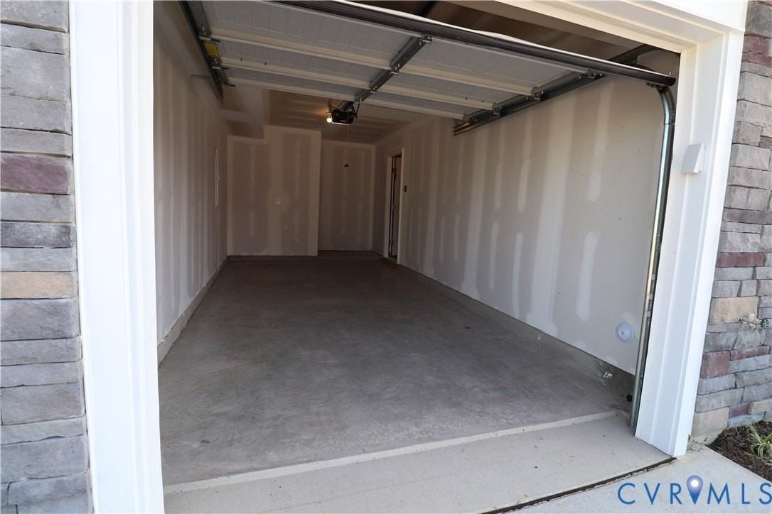 419 Burden Dr - Photo 5 of 50