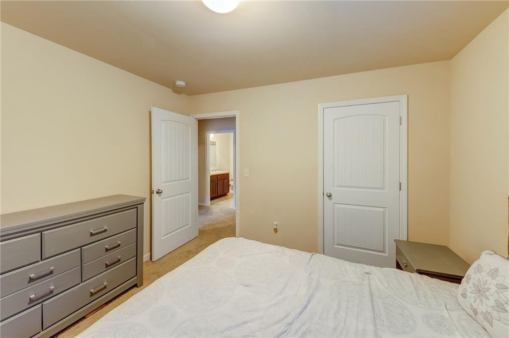 602 Dodson Lake Ct - Photo 7 of 11