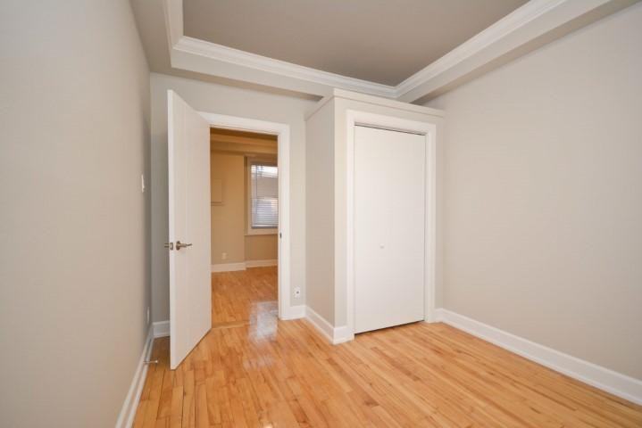 393 Nelson St - Photo 7 of 10