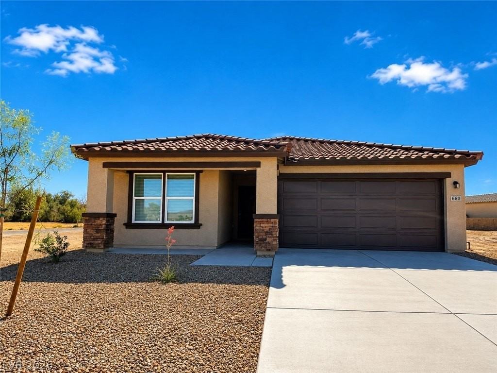 660 E Huyana Wind Dr
