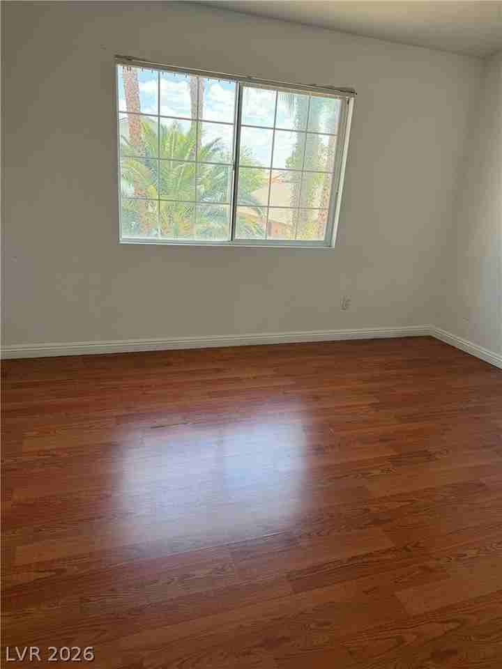 4633 Solar Eclipse Dr - Photo 7 of 13