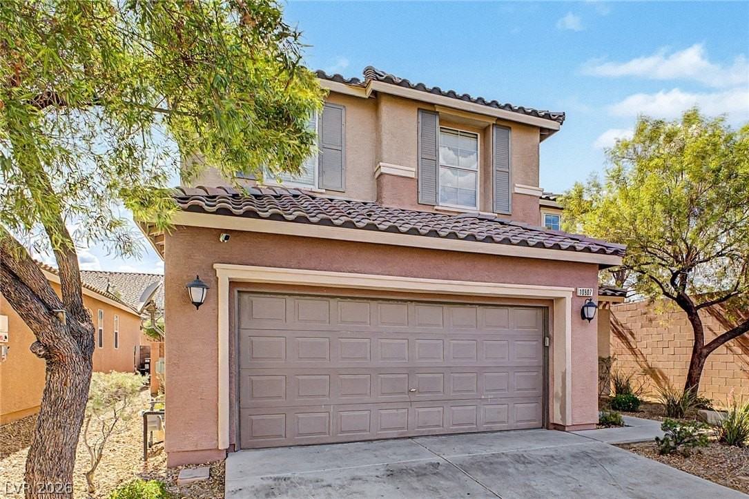 10907 Castle Fountain St - Photo 4 of 33