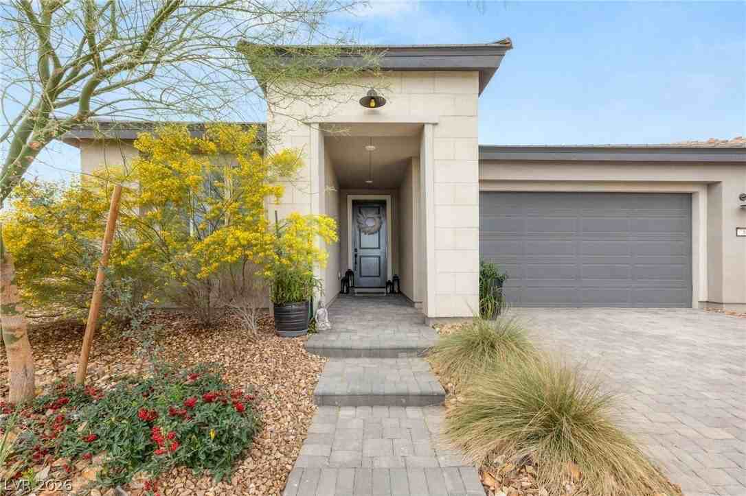 6 Sun Lily Ln - Photo 2 of 50