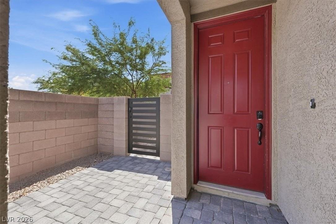 4061 Campeche Ave - Photo 2 of 23