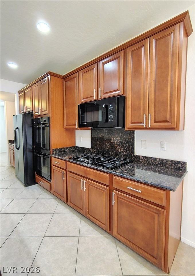 10095 Lady Apple Dr - Photo 6 of 31