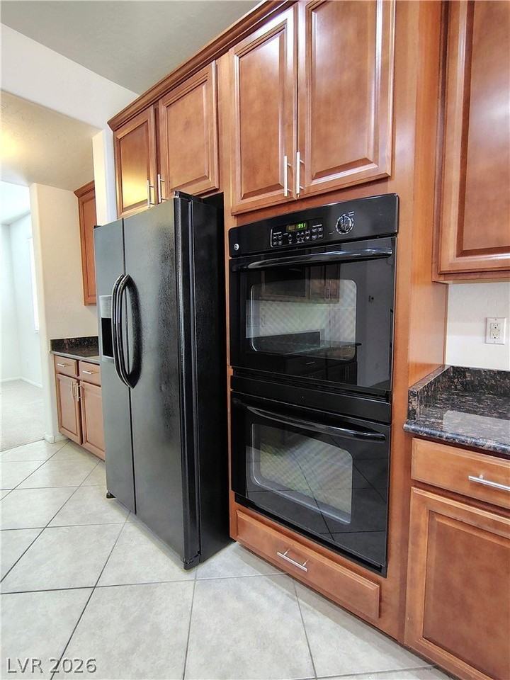 10095 Lady Apple Dr - Photo 7 of 31