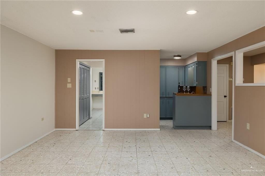 428 Vermont Ave - Photo 4 of 18