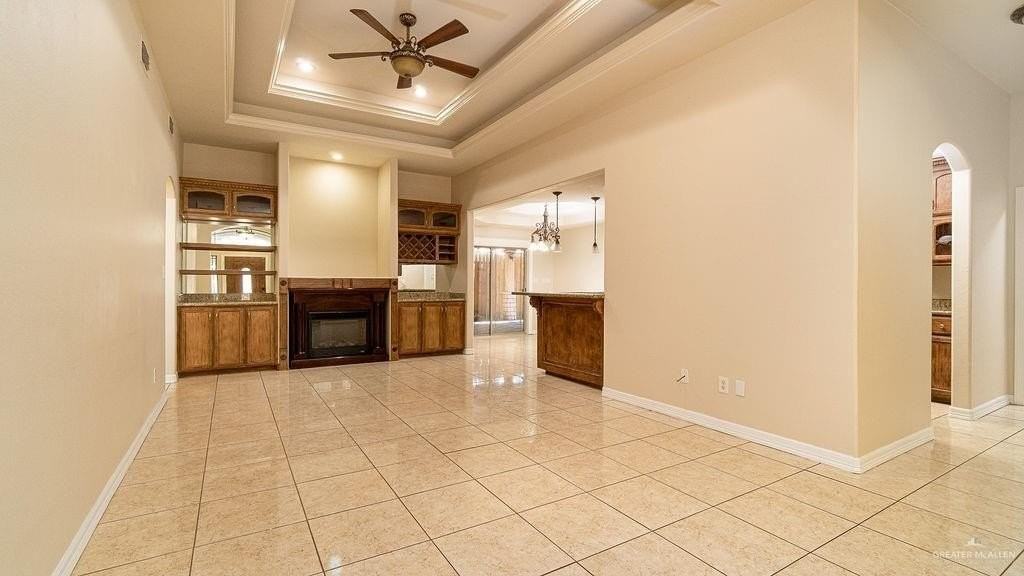 919 Hill Country Rd - Photo 2 of 22