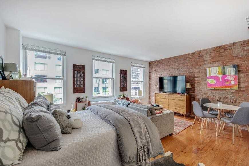 350 W 14th St