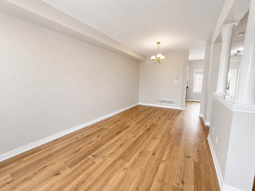 204 Springstead Ave - Photo 2 of 10