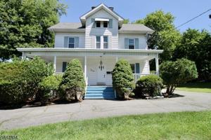 featured image of 238 Claremont Ave #1