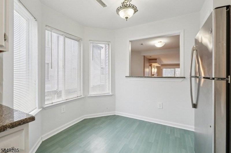 2902 Jesse Way - Photo 2 of 22