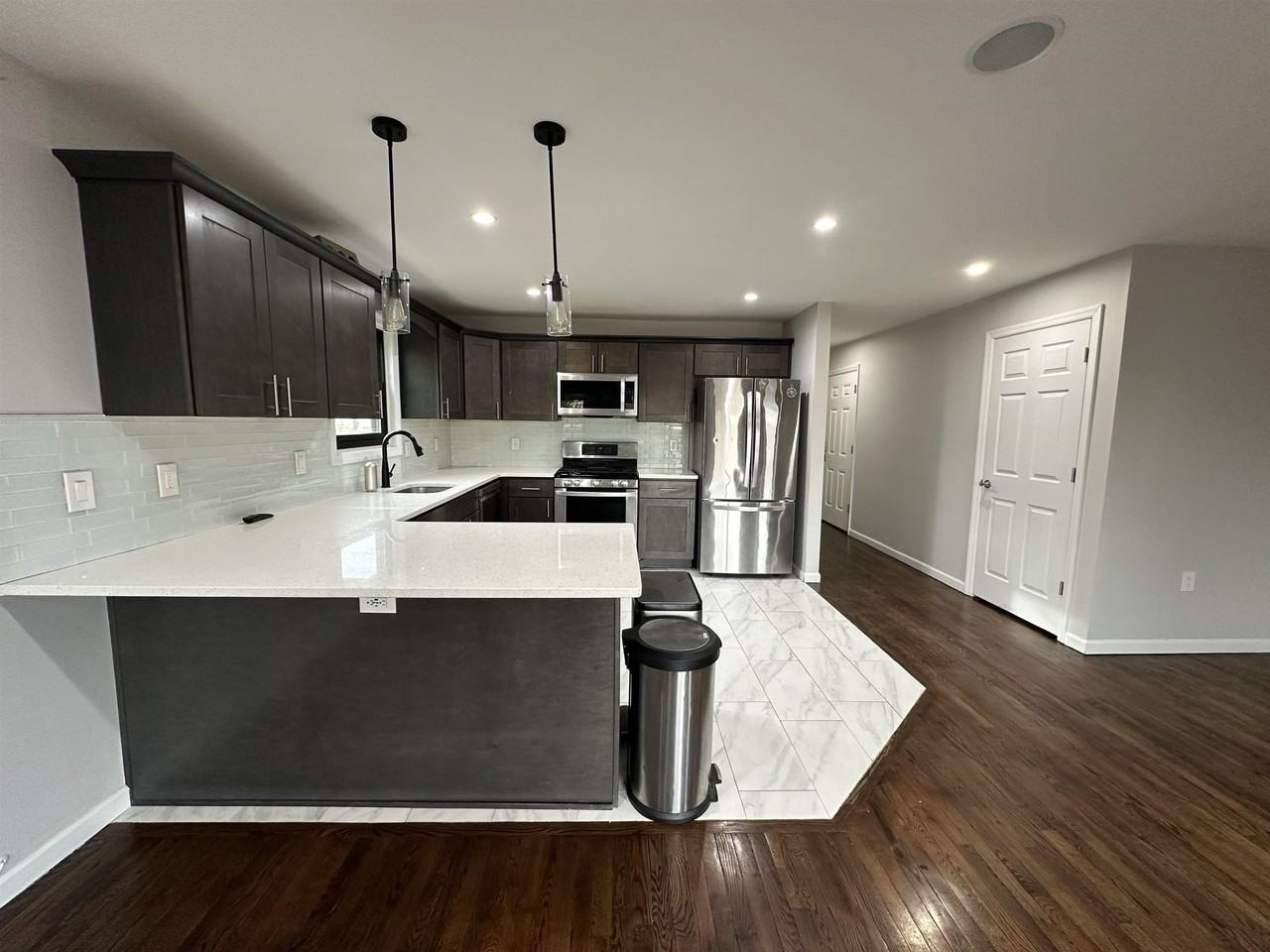 298 Arlington Ave #2 - Photo 4 of 32