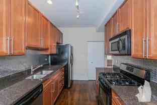 3453 N Wolcott Ave - Photo 1 of 1