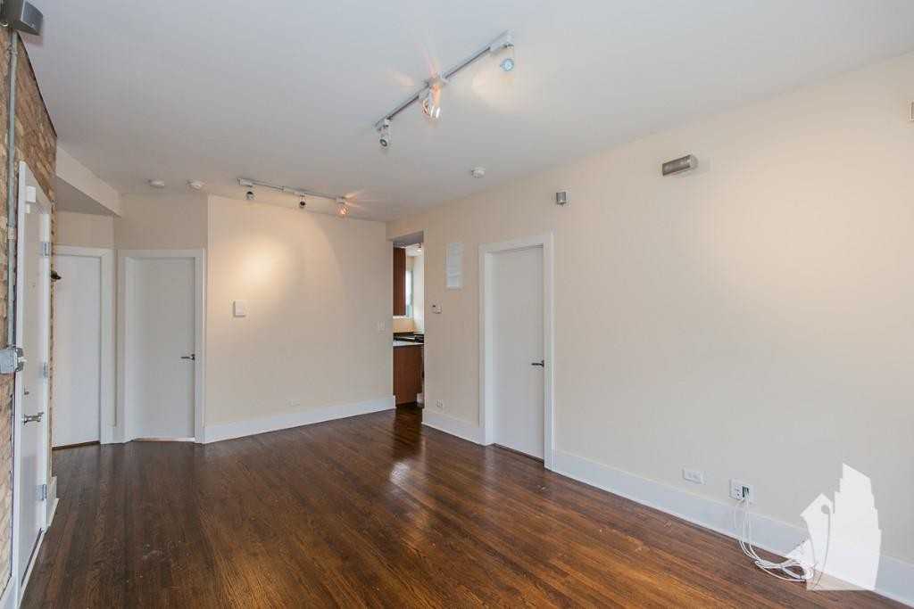 3453 N Wolcott Ave #3451-2 - Photo 3 of 8