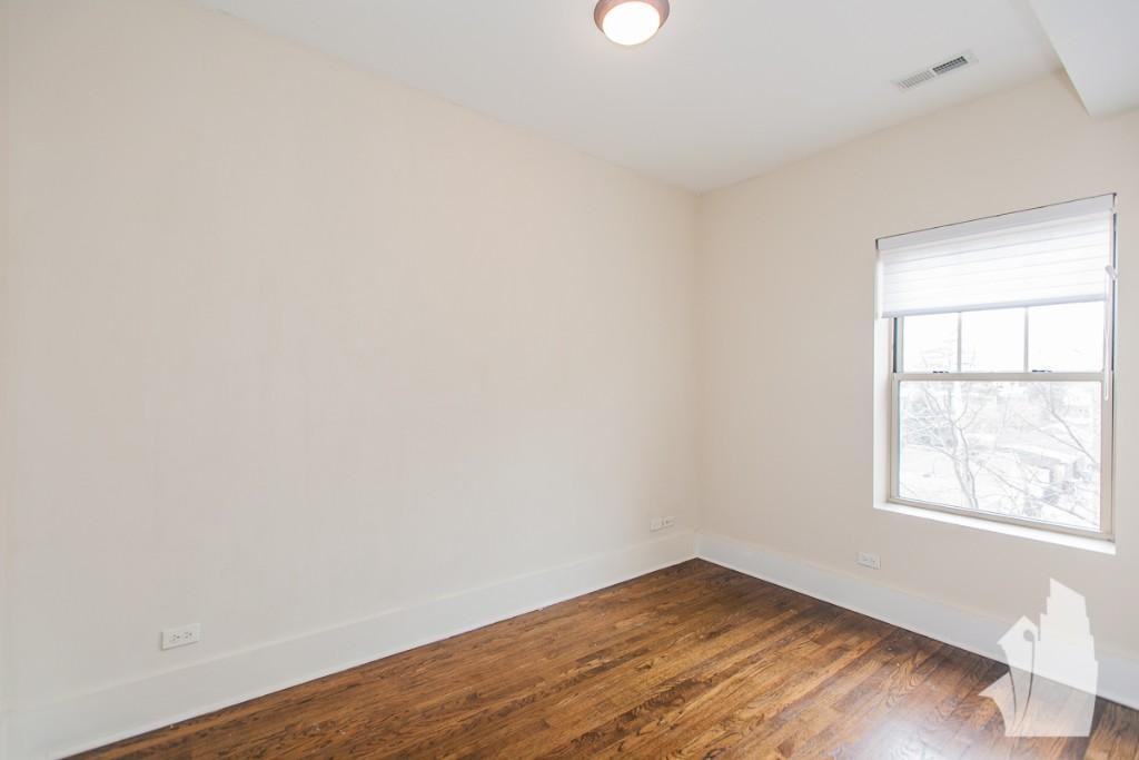 3453 N Wolcott Ave #3451-2 - Photo 5 of 8