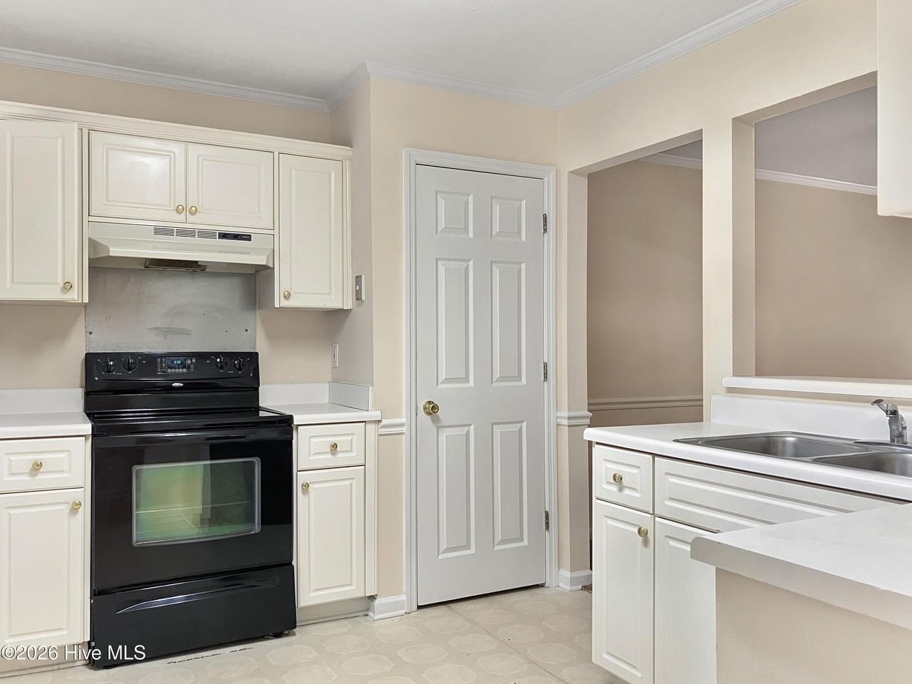 115 Harvestwood Dr - Photo 3 of 12
