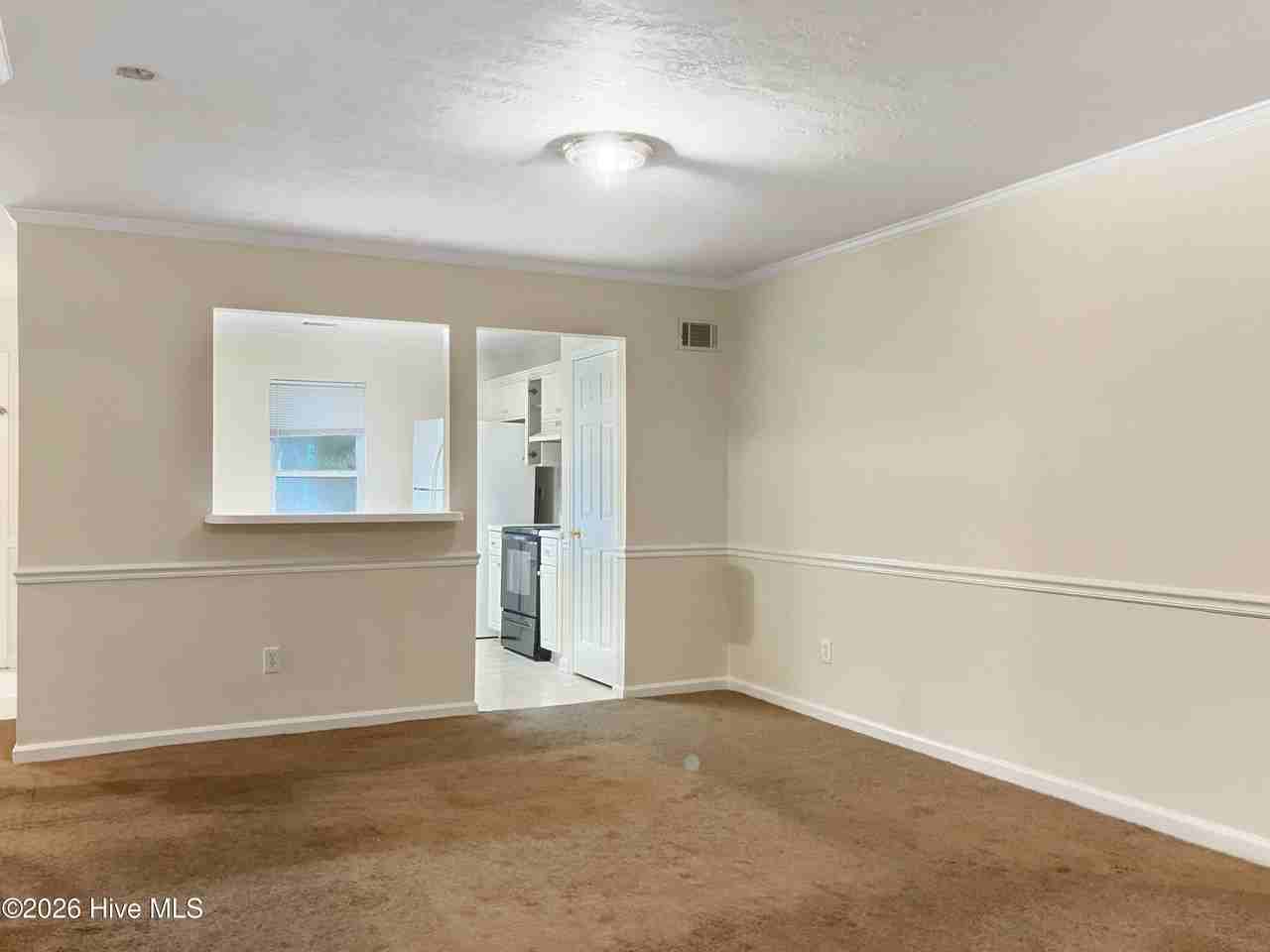 115 Harvestwood Dr - Photo 5 of 12