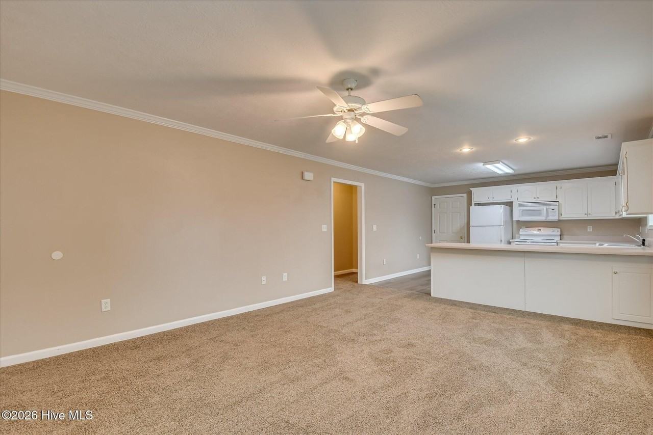 101 Old Thomson Rd #B - Photo 7 of 24